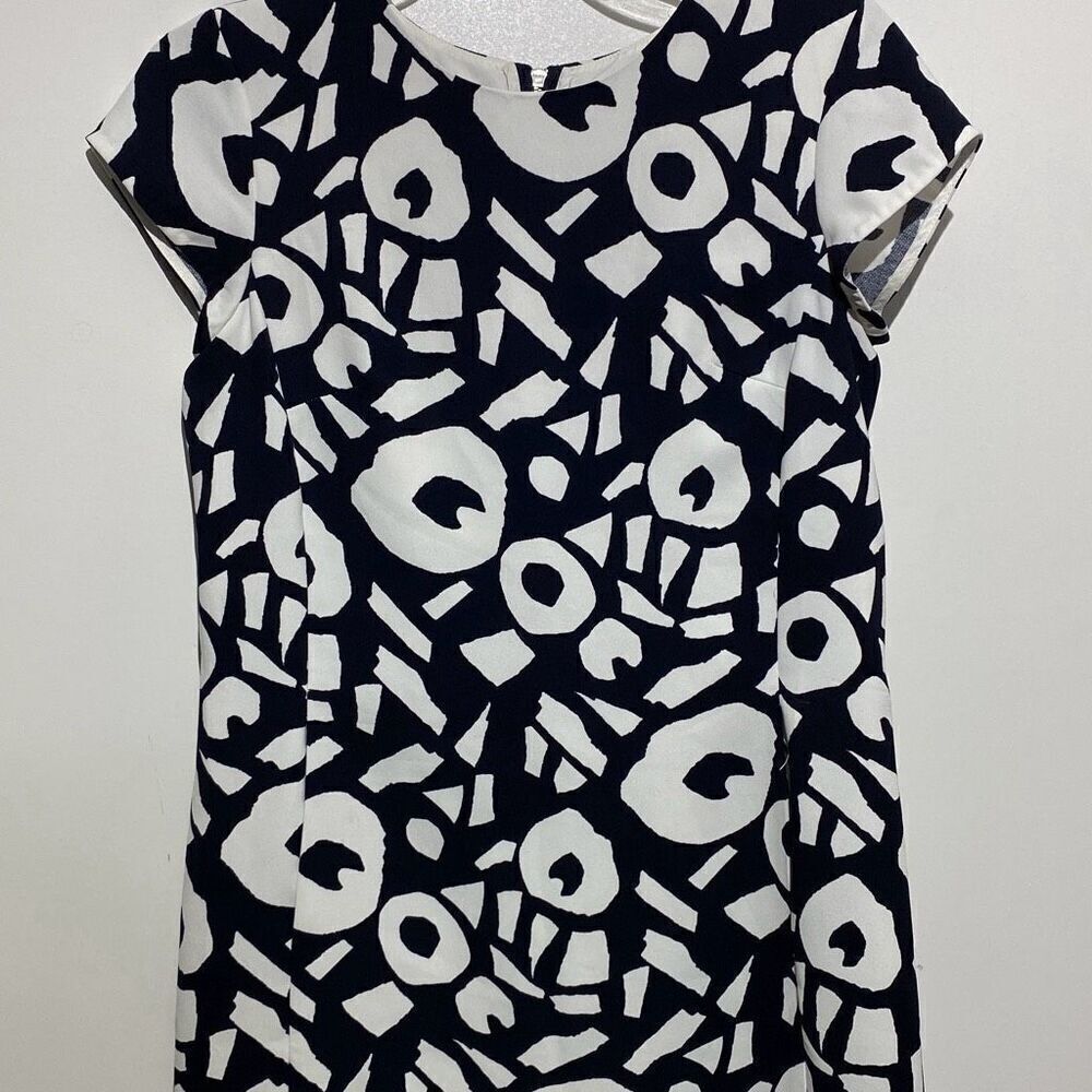 Loft Women's Black White Crew Neck Cap Sleeve Lined Mini Shift Dress Size 2